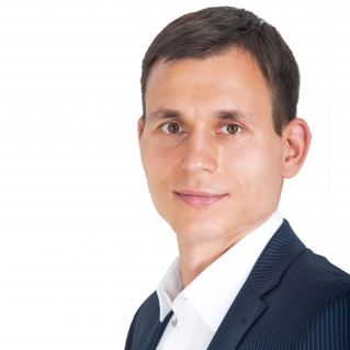 Олексій  Новіков